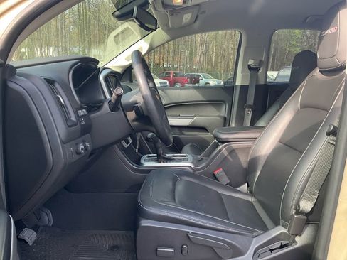 Used 2021 Chevrolet Colorado ZR2 image 16