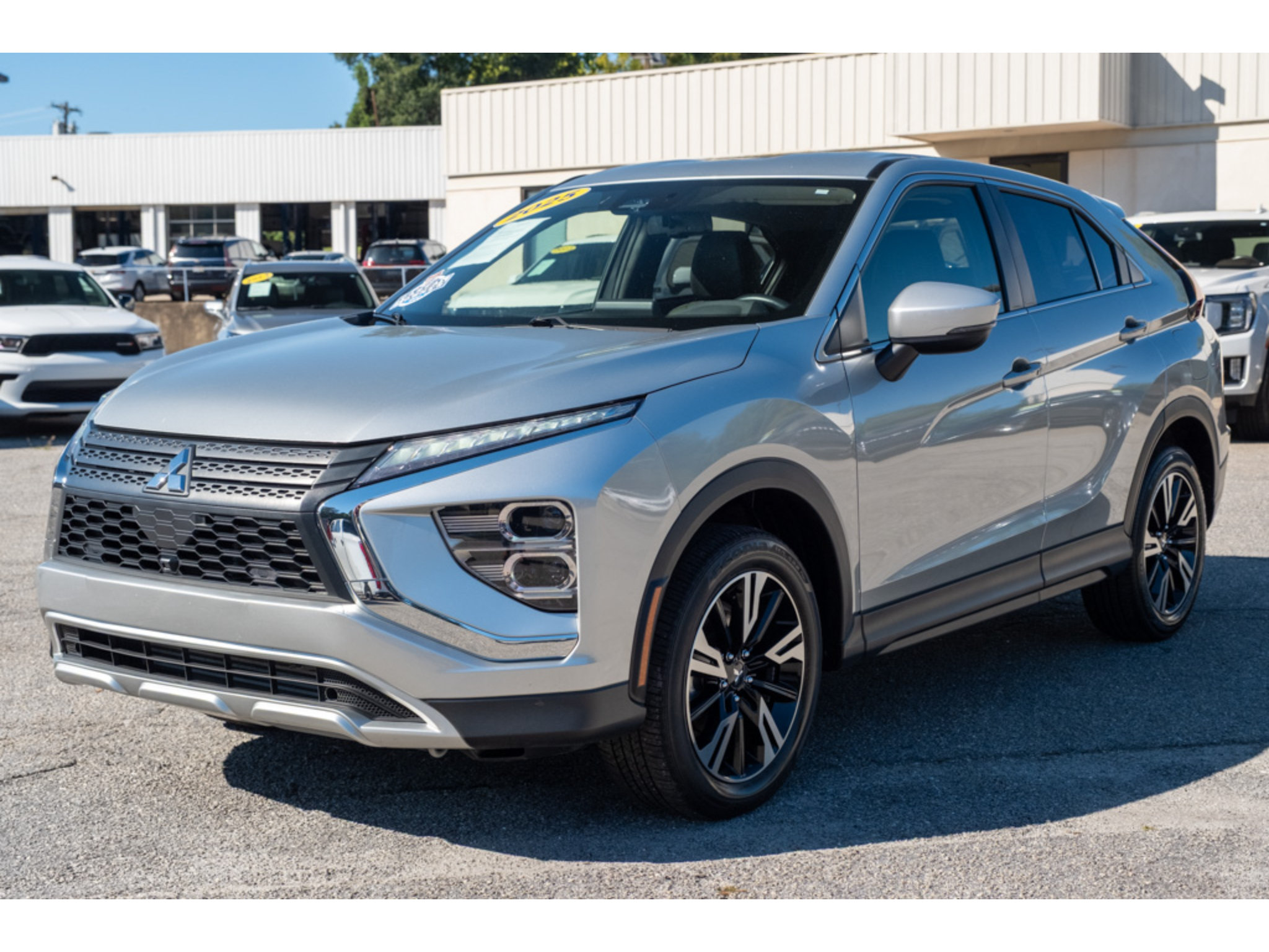 Used 2025 Mitsubishi Eclipse Cross SE AWD/4WD image 4