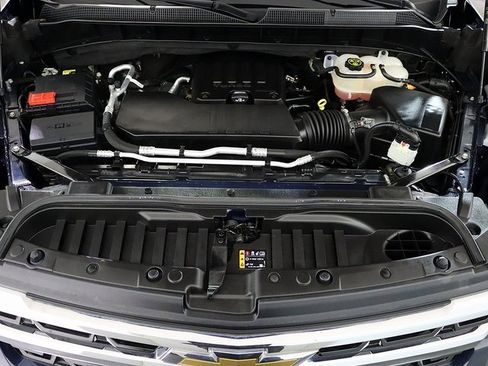 Used 2023 Chevrolet Silverado 1500 LT image 36