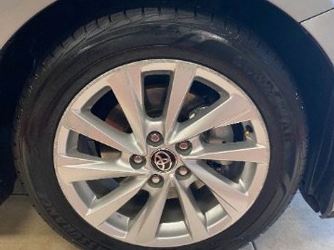 Used 2023 Toyota Camry LE image 29