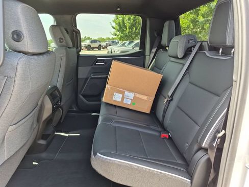 New 2026 GMC Sierra EV Elevation AWD/4WD image 35