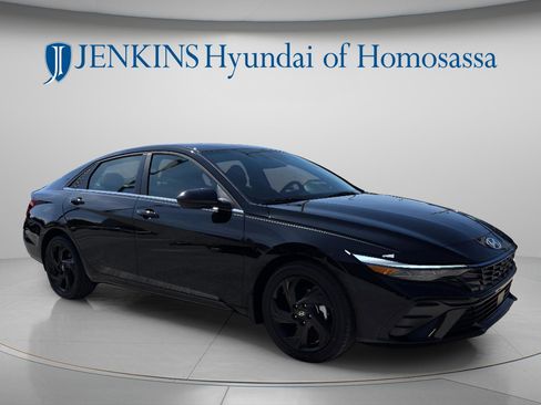 New 2026 Hyundai Elantra SEL Sport Premium FWD image 1