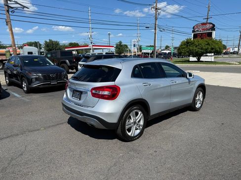 Used 2019 Mercedes-Benz GLA 250 4MATIC image 6