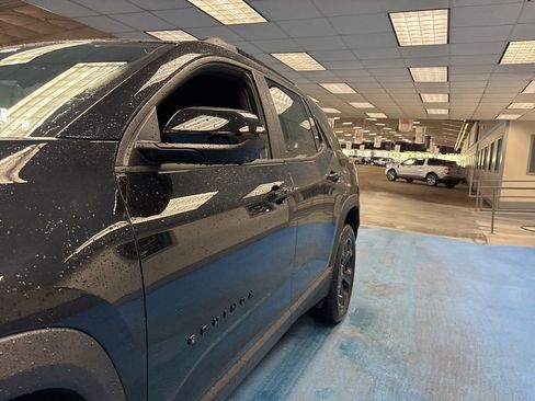 New 2026 Chevrolet Equinox LT w/ Midnight Edition AWD/4WD image 15