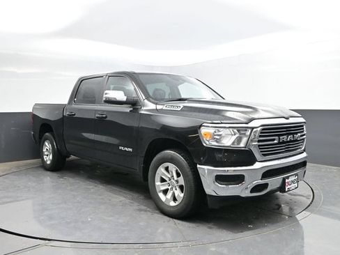 Used 2024 RAM 1500 Laramie AWD/4WD image 5