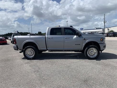 Used 2024 RAM 2500 Limited image 3