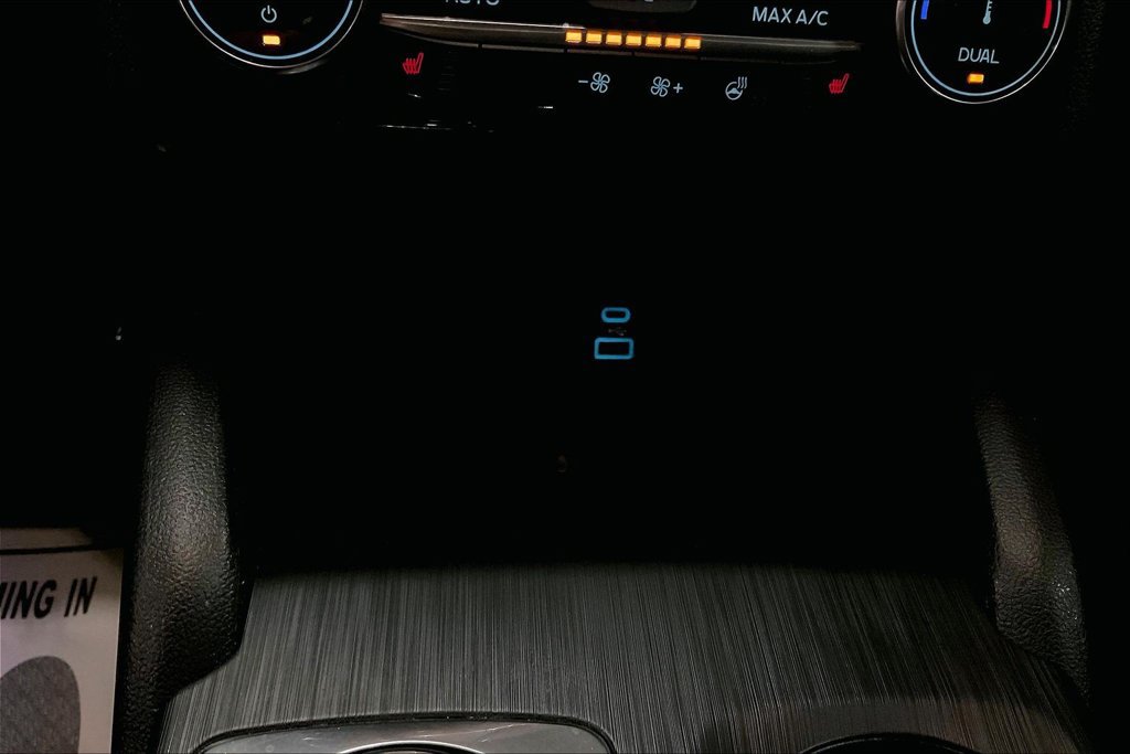 Certified 2022 Ford Escape SEL w/ SEL Stealth AWD Package image 31