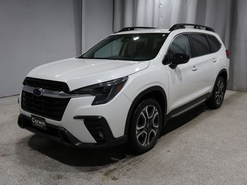 Used 2024 Subaru Ascent Limited w/ Technology Package image 5