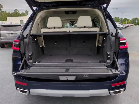 Used 2026 BMW X7 xDrive40i AWD/4WD image 32