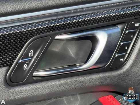 Used 2021 Porsche Macan S image 15