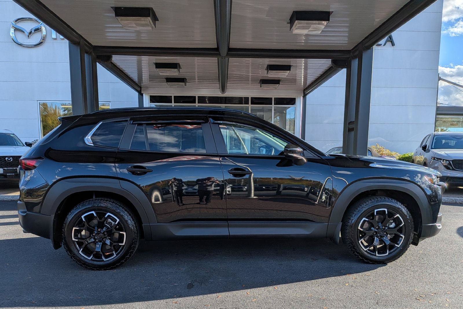 Used 2026 MAZDA CX-50 Meridian Edition w/ Cargo Package AWD/4WD image 5