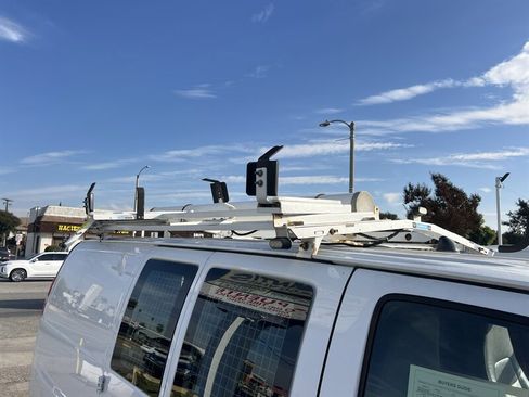 Used 2014 Chevrolet Express 2500 image 14