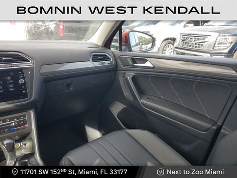 Used 2023 Volkswagen Tiguan SE image 15
