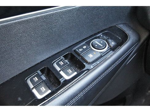 Used 2019 Kia Sorento SX FWD image 23