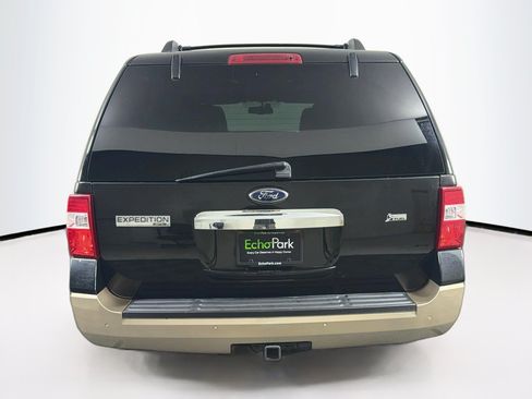 Used 2014 Ford Expedition XLT w/ Equipment Group 202A RWD image 7