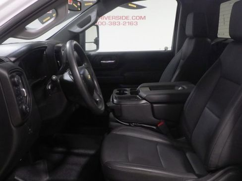 Used 2025 Chevrolet Silverado 2500 W/T w/ WT Convenience Package AWD/4WD image 7