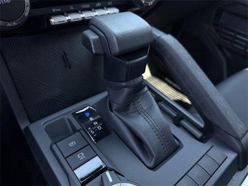 New 2025 Toyota Tacoma 4x4 Double Cab image 19