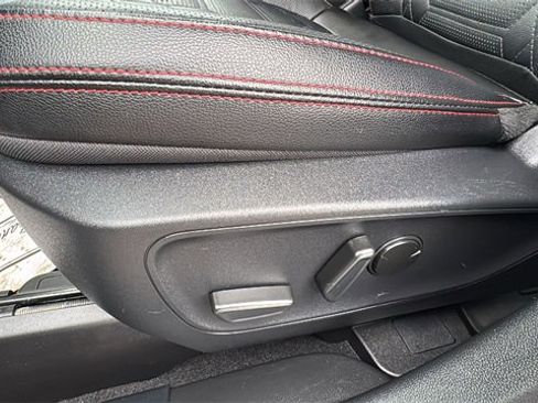 Used 2024 Ford Escape ST-Line Elite w/ Premium Technology Package image 8