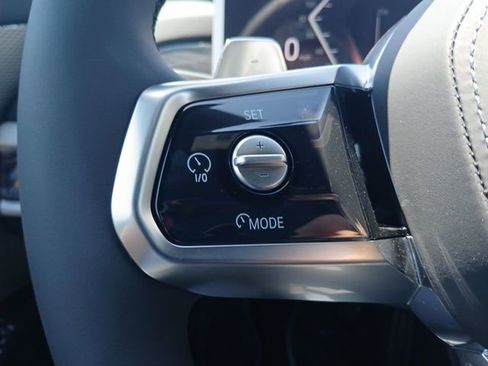 New 2025 BMW 740i w/ Executive Package image 26