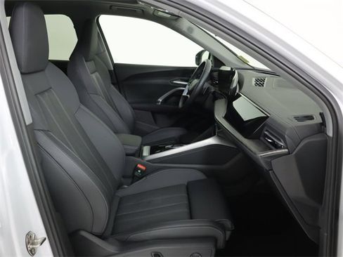 Used 2025 Audi Q5 Premium Plus w/ Premium Plus image 13