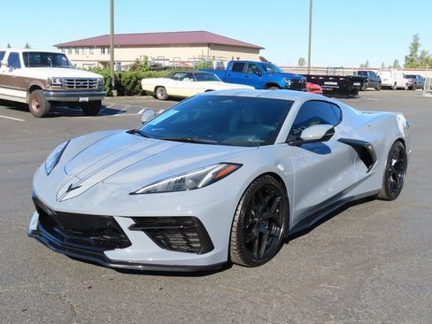 Certified 2024 Chevrolet Corvette Stingray Preferred Cpe w/ Stealth Interior Trim Package image 3