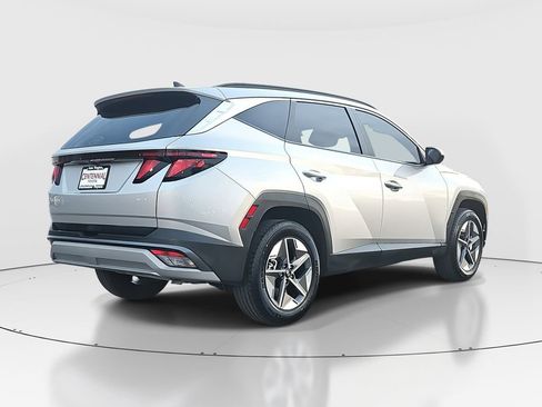 Used 2025 Hyundai Tucson SEL image 5