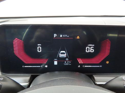 Used 2025 Kia K5 LXS image 28