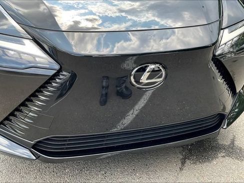 Used 2024 Lexus RZ 450e Premium w/ Cold Area Package AWD/4WD image 32
