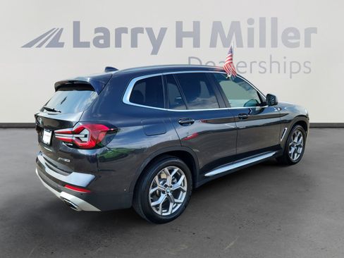 Used 2022 BMW X3 xDrive30i w/ Premium Package image 5