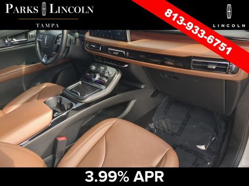 Certified 2022 Lincoln Nautilus Reserve w/ Luxury Package FWD image 10