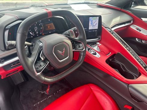 Used 2021 Chevrolet Corvette Stingray Premium Conv w/ Z51 Performance Package RWD image 14