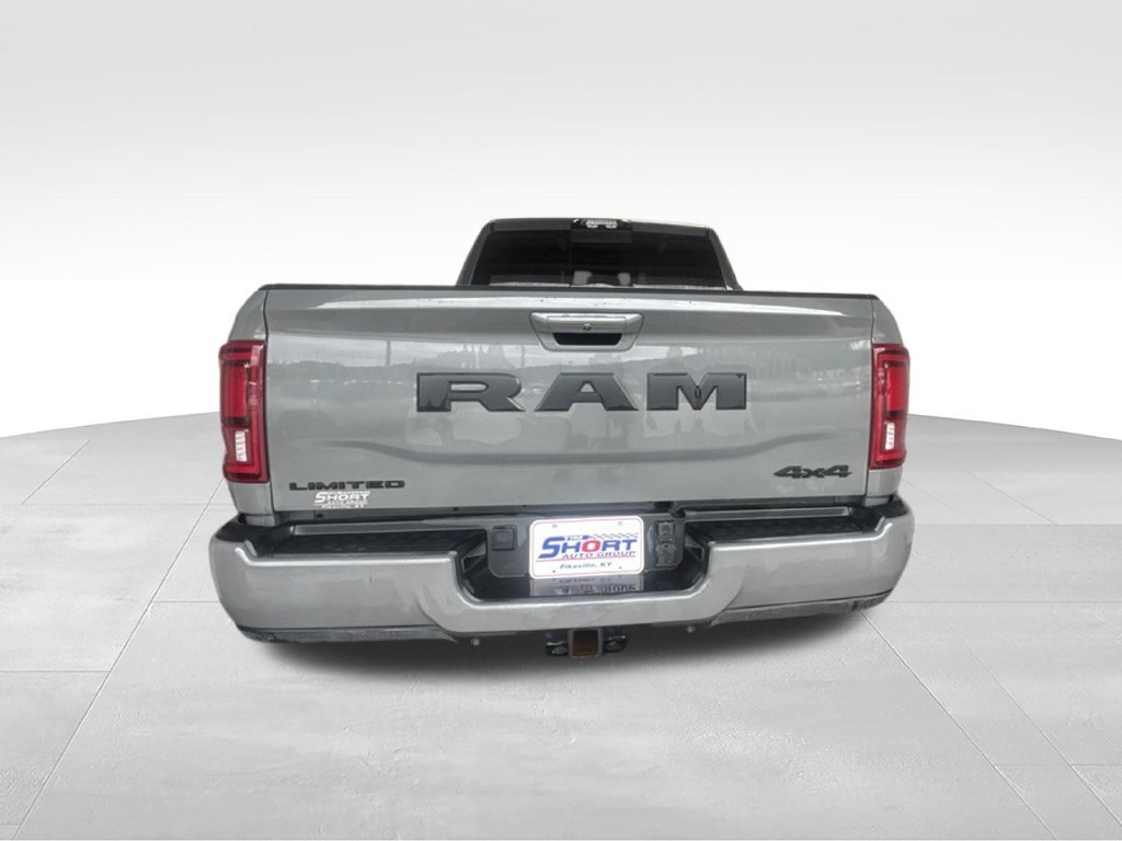 Used 2025 RAM 2500 Limited AWD/4WD image 8