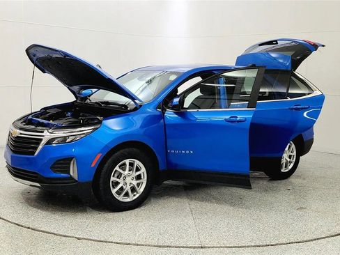 Used 2024 Chevrolet Equinox LT w/ LPO, Floor Liner Package FWD image 10