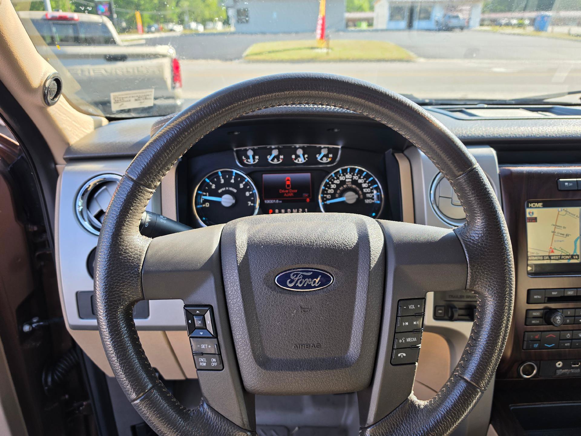 Used 2012 Ford F150 Lariat w/ Lariat Chrome Pkg RWD image 19