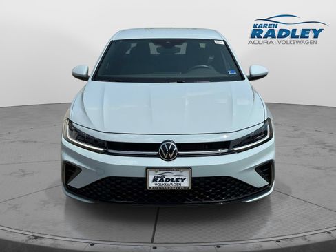 Certified 2026 Volkswagen Jetta Sport FWD image 6
