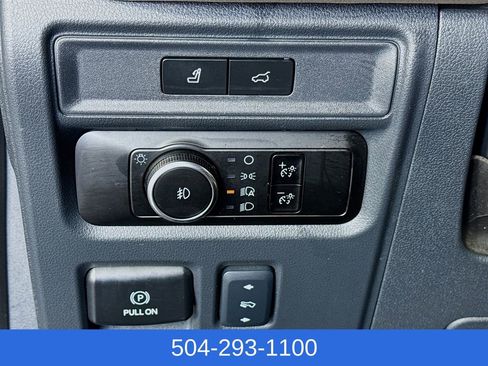 Used 2024 Ford Expedition Limited AWD/4WD image 12