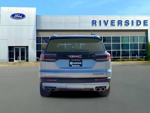 Used 2024 GMC Acadia Elevation w/ LPO, Roadside Safety Package AWD/4WD image 6