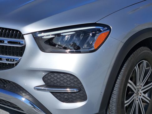 Certified 2025 Mercedes-Benz GLE 350 4MATIC image 9