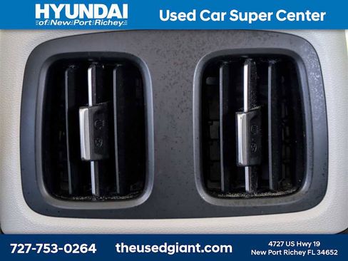 Certified 2024 Hyundai Tucson Limited image 17