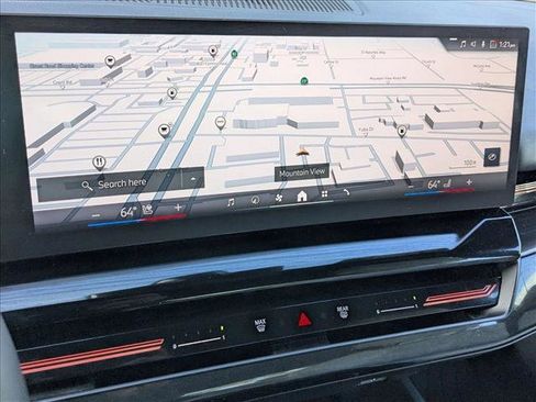 Used 2025 BMW 530i w/ Premium Package image 14