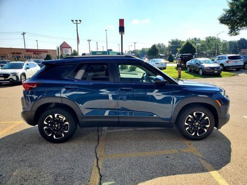 Used 2021 Chevrolet TrailBlazer LT w/ Convenience Package FWD image 19