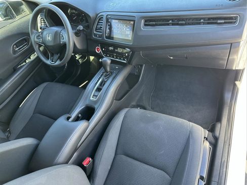 Certified 2022 Honda HR-V EX image 19