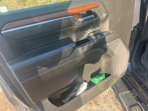 Used 2023 GMC Sierra 1500 Denali w/ Technology Package image 11