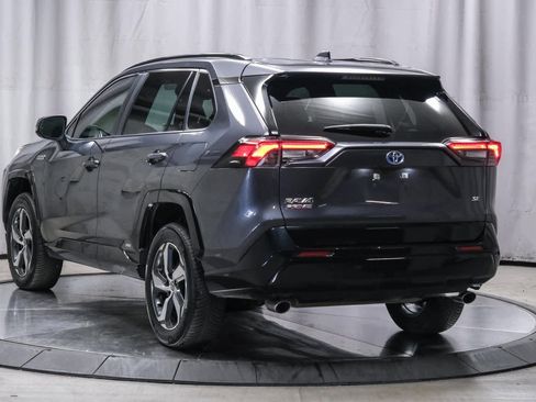 Used 2023 Toyota RAV4 SE image 2