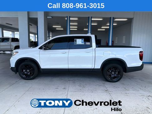 Used 2024 Honda Ridgeline Black Edition image 2