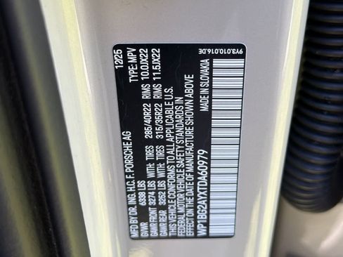 Certified 2026 Porsche Cayenne GTS AWD/4WD image 34
