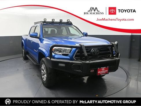 Used 2018 Toyota Tacoma SR5 AWD/4WD image 1