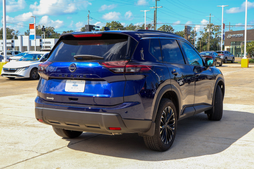 Certified 2026 Nissan Rogue Dark Armor FWD image 21
