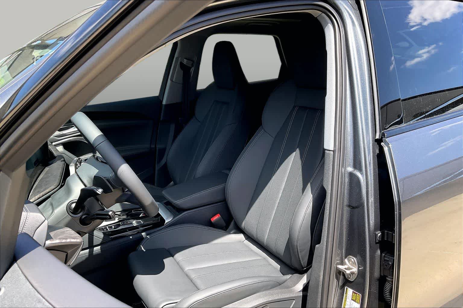 New 2026 Audi Q5 Premium AWD/4WD image 9