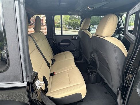 Used 2021 Jeep Wrangler Unlimited Sport image 15